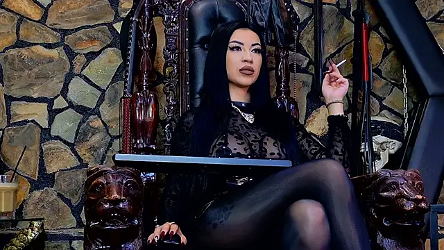 Snapshot of VanessaColby chatting on October 18, 2025, 12:07 pm VanessaColby online show from October 18, 2025, 12:07 pm