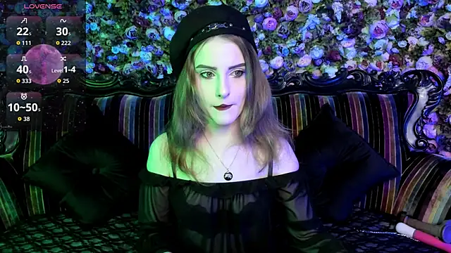 Snapshot of EllieMori chatting on November 29, 2025, 7:41 am EllieMori online show from November 29, 2025, 7:41 am