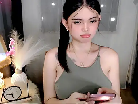 Bianca cedine12 online show from May 13, 2026, 1:40 pm