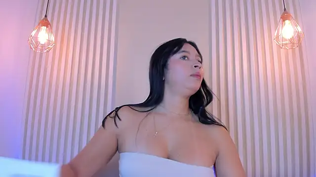 babe katty online show from November 24, 2025, 12:05 pm