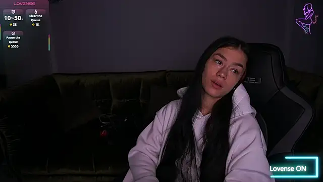 Snapshot of FataleNellie chatting on December 1, 2025, 9:48 pm FataleNellie online show from December 1, 2025, 9:48 pm