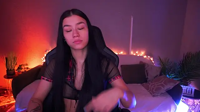 Snapshot of FataleNellie chatting on March 11, 2026, 10:48 pm FataleNellie online show from March 11, 2026, 10:48 pm