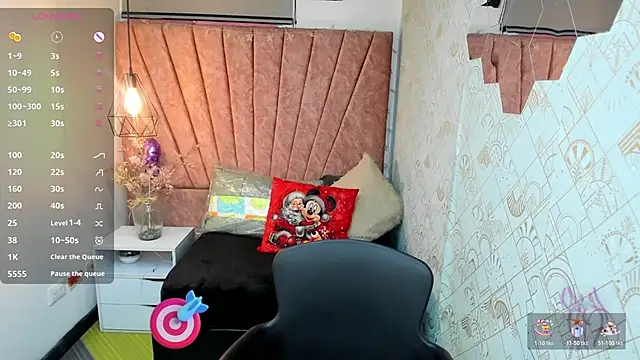 Lia Blake  online show from January 9, 2026, 12:12 pm