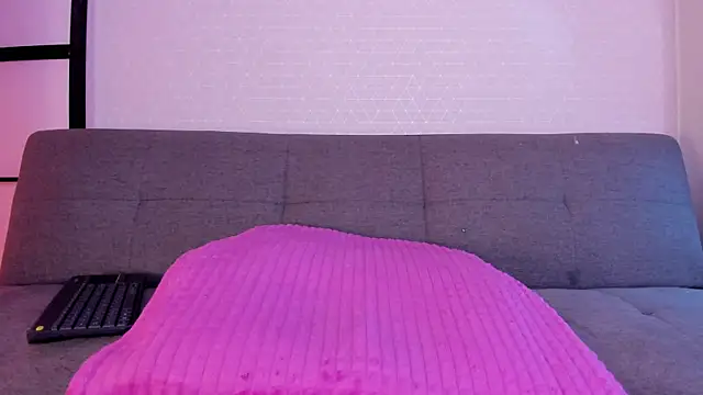 Snapshot of missweetpeach chatting on July 13, 2026, 2:55 am missweetpeach online show from July 13, 2026, 2:55 am