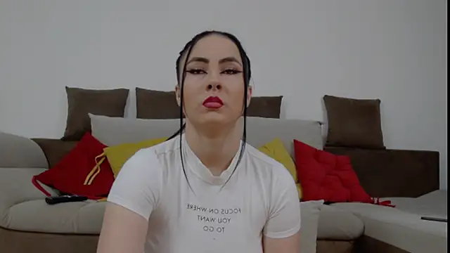 Snapshot of Enna-Kymm chatting on October 30, 2025, 6:55 am Enna-Kymm online show from October 30, 2025, 6:55 am