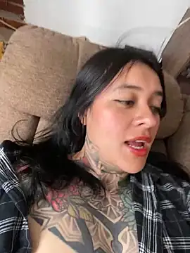 Snapshot of Rouse_07 chatting on November 12, 2025, 3:05 pm Rouse 07 online show from November 12, 2025, 3:05 pm