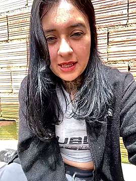 Snapshot of Rouse_07 chatting on November 5, 2025, 4:21 pm Rouse 07 online show from November 5, 2025, 4:21 pm