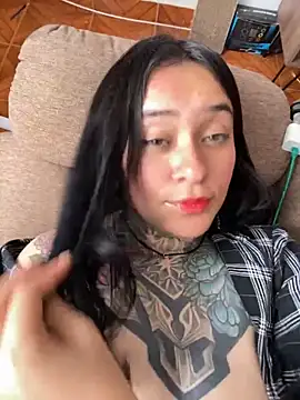 Snapshot of Rouse_07 chatting on November 20, 2025, 4:18 pm Rouse 07 online show from November 20, 2025, 4:18 pm