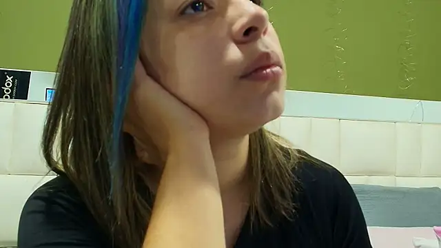 gisell gomez online show from October 20, 2025, 12:17 pm