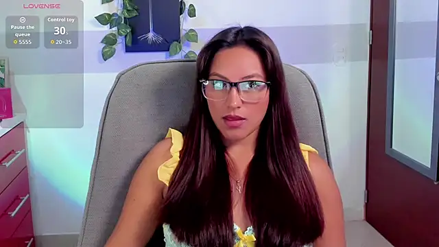 Snapshot of Cameroon-Diaz chatting on March 21, 2026, 1:48 pm Cameroon-Diaz online show from March 21, 2026, 1:48 pm