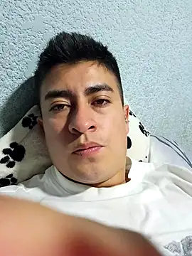 Snapshot of bittersweet777 chatting on October 31, 2025, 1:46 am bittersweet777 online show from October 31, 2025, 1:46 am