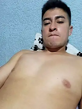 Snapshot of bittersweet777 chatting on October 30, 2025, 3:27 am bittersweet777 online show from October 30, 2025, 3:27 am