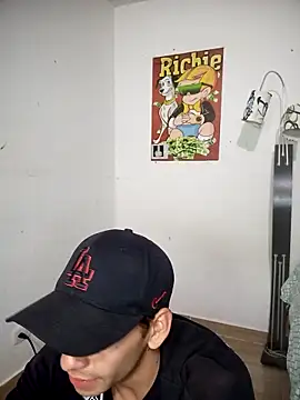 Thomasjons  online show from September 9, 2025, 1:38 am