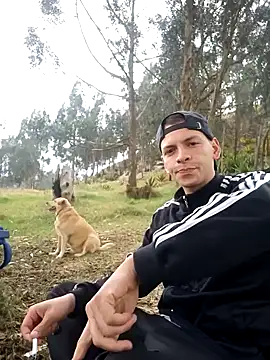 Thomasjons  online show from November 13, 2025, 6:01 pm