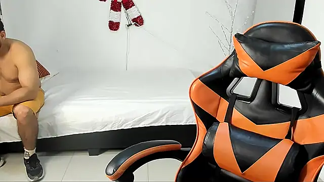 ashlan king online show from December 4, 2025, 2:43 am