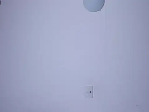 axel davis  online show from November 30, 2025, 8:04 am