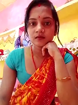 Snapshot of Hot_bbbb chatting on May 20, 2026, 5:37 am Hot bbbb online show from May 20, 2026, 5:37 am