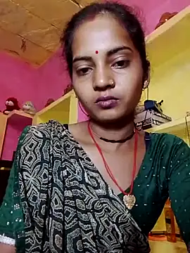 Hot bbbb online show from October 15, 2025, 8:06 pm