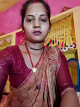 Snapshot of Hot_bbbb chatting on April 11, 2026, 6:21 am Hot bbbb online show from April 11, 2026, 6:21 am