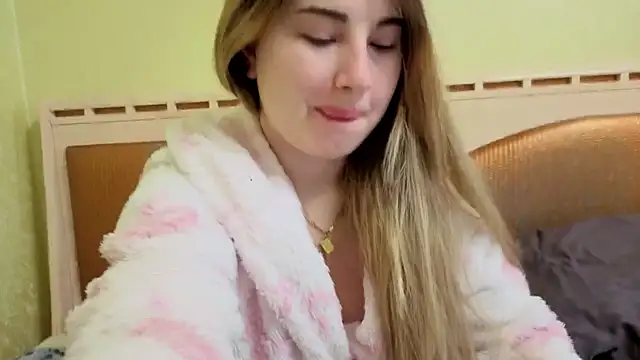 Snapshot of sugarskitty chatting on March 21, 2026, 11:36 am sugarskitty online show from March 21, 2026, 11:36 am