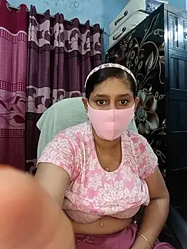Snapshot of Cute_Faria chatting on June 18, 2026, 1:49 pm Cute Faria online show from June 18, 2026, 1:49 pm