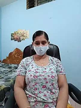 Snapshot of Cute_Faria chatting on July 25, 2026, 5:37 am Cute Faria online show from July 25, 2026, 5:37 am