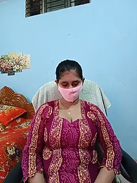 Snapshot of Cute_Faria chatting on June 24, 2026, 5:50 am Cute Faria online show from June 24, 2026, 5:50 am