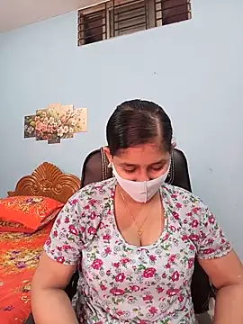 Snapshot of Cute_Faria chatting on June 5, 2026, 3:22 am Cute Faria online show from June 5, 2026, 3:22 am