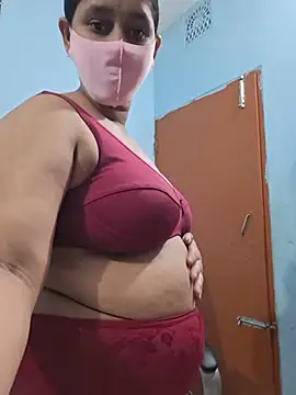 Snapshot of Cute_Faria chatting on August 5, 2026, 3:22 am Cute Faria online show from August 5, 2026, 3:22 am