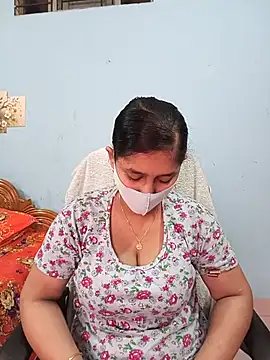 Snapshot of Cute_Faria chatting on June 11, 2026, 4:42 am Cute Faria online show from June 11, 2026, 4:42 am