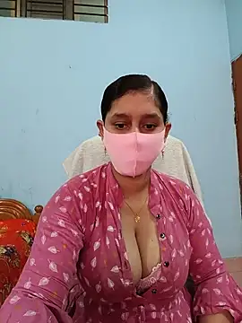 Snapshot of Cute_Faria chatting on June 19, 2026, 4:29 am Cute Faria online show from June 19, 2026, 4:29 am