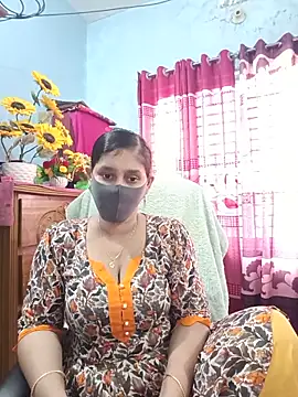 Snapshot of Cute_Faria chatting on June 9, 2026, 4:35 am Cute Faria online show from June 9, 2026, 4:35 am