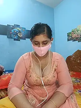 Snapshot of Cute_Faria chatting on June 15, 2026, 2:39 pm Cute Faria online show from June 15, 2026, 2:39 pm