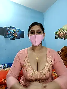 Cute Faria online show from April 29, 2026, 4:33 pm
