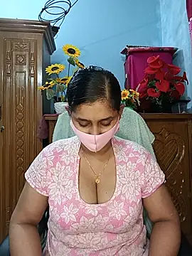Snapshot of Cute_Faria chatting on July 1, 2026, 2:28 pm Cute Faria online show from July 1, 2026, 2:28 pm