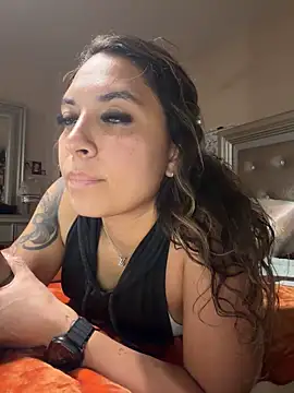 Snapshot of Chicagobabe chatting on March 10, 2026, 4:27 am Chicagobabe online show from March 10, 2026, 4:27 am