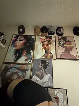 Snapshot of Chicagobabe chatting on February 21, 2026, 11:34 am Chicagobabe online show from February 21, 2026, 11:34 am