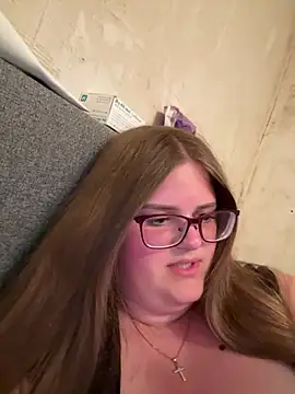 CurvyPaar2 online show from May 5, 2026, 7:17 pm