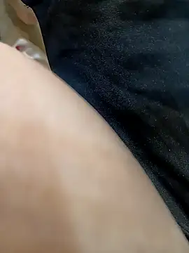 Jessical--Li online show from October 26, 2025, 2:45 am