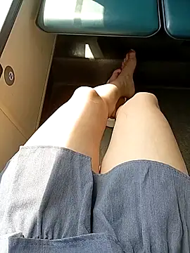 Jessical--Li online show from September 27, 2025, 2:18 am