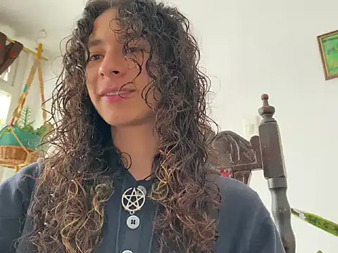 Snapshot of camille_delrey chatting on November 2, 2025, 4:34 pm camille delrey online show from November 2, 2025, 4:34 pm