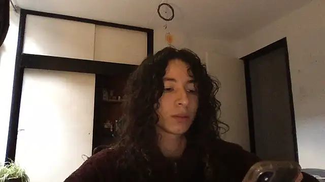 Snapshot of camille_delrey chatting on November 25, 2025, 10:32 pm camille delrey online show from November 25, 2025, 10:32 pm