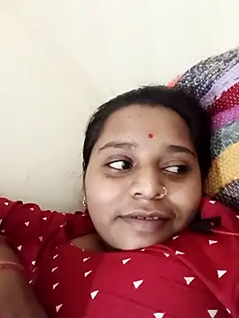 Snapshot of Hot_crety chatting on July 2, 2026, 2:56 pm Hot crety online show from July 2, 2026, 2:56 pm