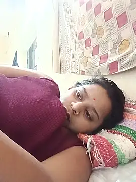 Snapshot of Hot_crety chatting on July 26, 2026, 6:42 am Hot crety online show from July 26, 2026, 6:42 am