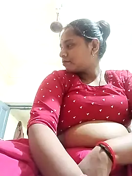 Snapshot of Hot_crety chatting on July 12, 2026, 8:15 am Hot crety online show from July 12, 2026, 8:15 am