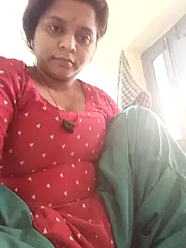 Snapshot of Hot_crety chatting on June 27, 2026, 10:32 am Hot crety online show from June 27, 2026, 10:32 am