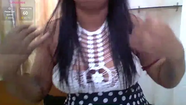 Snapshot of cute_girl007 chatting on November 28, 2025, 6:57 am cute girl007 online show from November 28, 2025, 6:57 am