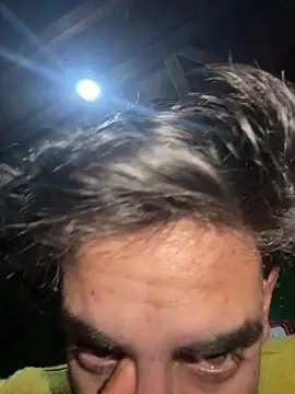 lyath3245 online show from February 5, 2026, 8:59 pm