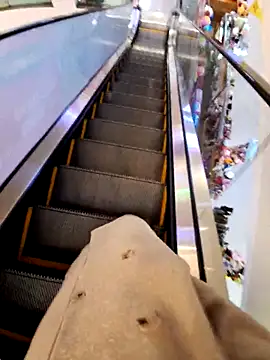 Snapshot of meomeocute chatting on February 12, 2026, 2:39 pm meomeocute online show from February 12, 2026, 2:39 pm