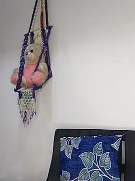 Snapshot of sneha_bebo chatting on December 5, 2025, 3:43 pm sneha bebo online show from December 5, 2025, 3:43 pm